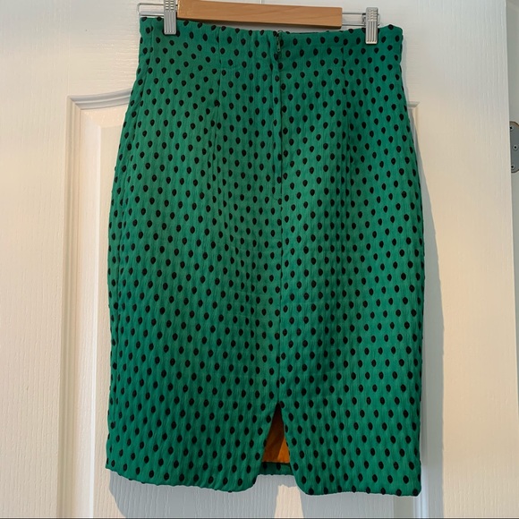 ⭐️ H&M Jacquard Green Polka Dot Pencil Skirt - Picture 5 of 6